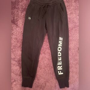 Medium UA sweatpants